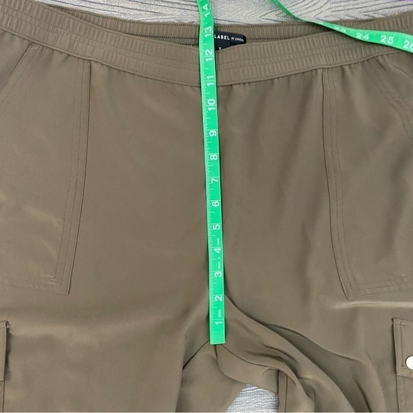 Black Label by Chico’s Green Cargo Zipper Ankle Jogger Pants. Chico’s Size 3 - Picture 10 of 16